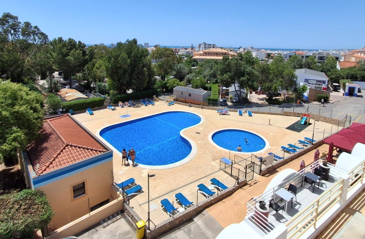 Swimming pool at Camping Alvor